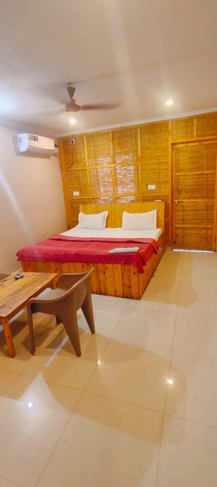 Esther Guest House Calangute Camera foto
