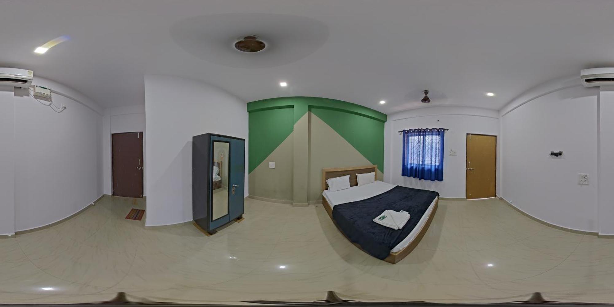 Esther Guest House Calangute Esterno foto
